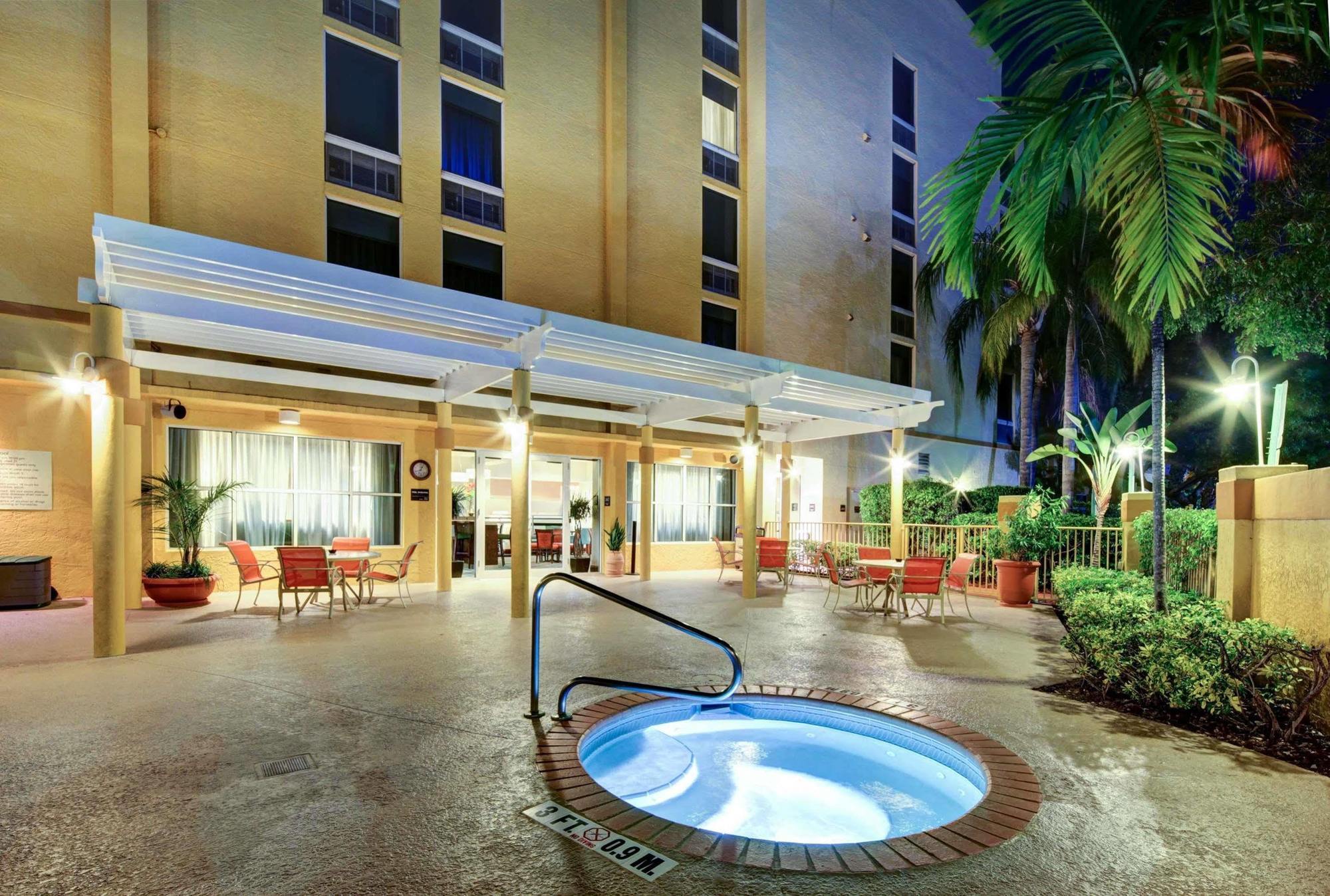 Hampton Inn Pembroke Pines Kültér fotó